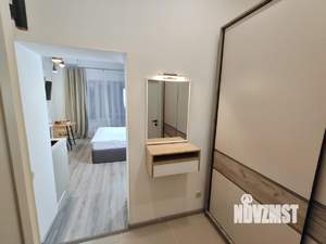 Студия квартира, посуточно, 25м2, 1/18 этаж