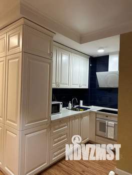 Студия квартира, посуточно, 42м2, 5/6 этаж