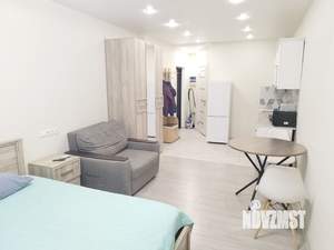 Студия квартира, посуточно, 30м2, 1/19 этаж