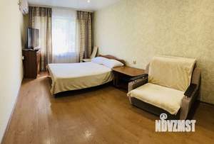 1-к квартира, посуточно, 32м2, 2/5 этаж