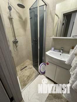 1-к квартира, посуточно, 35м2, 1/2 этаж