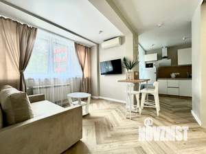 1-к квартира, посуточно, 40м2, 1/1 этаж