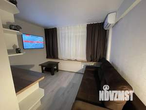 Студия квартира, посуточно, 17м2, 1/5 этаж