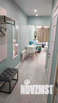Студия квартира, посуточно, 35м2, 3/21 этаж