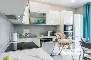 2-к квартира, посуточно, 72м2, 20/20 этаж