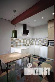 1-к квартира, посуточно, 52м2, 1/1 этаж