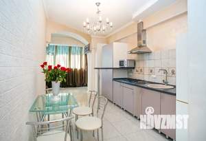 2-к квартира, посуточно, 81м2, 9/9 этаж
