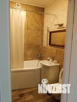 Студия квартира, посуточно, 35м2, 4/4 этаж