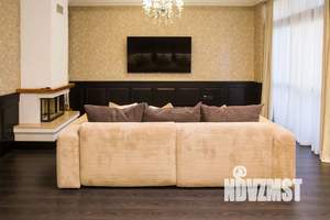 5-к квартира, посуточно, 336м2, 1/3 этаж