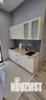 Студия квартира, посуточно, 40м2, 2/3 этаж