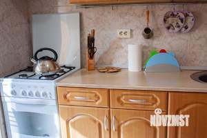 2-к квартира, посуточно, 50м2, 1/1 этаж
