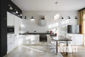 3-к квартира, посуточно, 100м2, 4/6 этаж