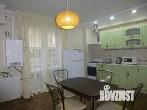 2-к квартира, посуточно, 80м2, 1/3 этаж