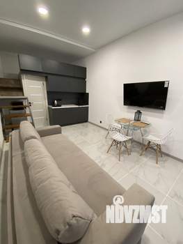 Студия квартира, посуточно, 30м2, 1/3 этаж