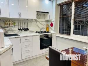 2-к квартира, посуточно, 50м2, 2/5 этаж