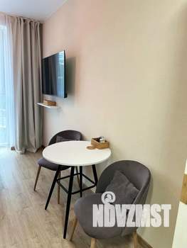 Студия квартира, посуточно, 18м2, 1/20 этаж