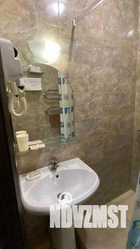 1-к квартира, посуточно, 12м2, 1/1 этаж