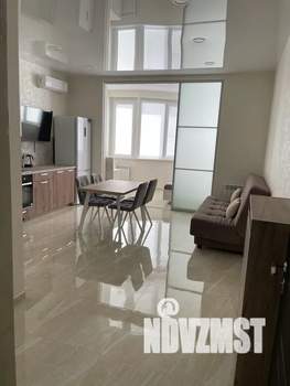 1-к квартира, посуточно, 45м2, 6/18 этаж