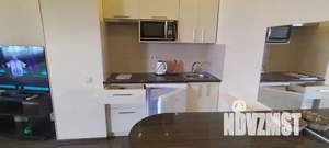 Студия квартира, посуточно, 35м2, 18/19 этаж