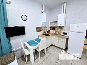 Студия квартира, посуточно, 25м2, 1/3 этаж