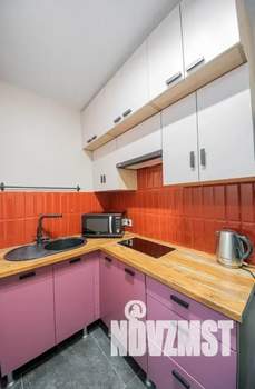 1-к квартира, посуточно, 33м2, 4/10 этаж