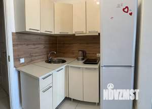 Студия квартира, посуточно, 30м2, 10/18 этаж