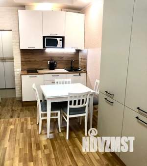 1-к квартира, посуточно, 37м2, 6/18 этаж