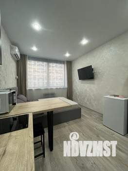 Студия квартира, посуточно, 18м2, 8/19 этаж
