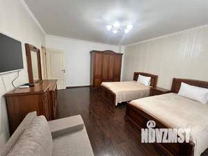 1-к квартира, посуточно, 55м2, -1/3 этаж