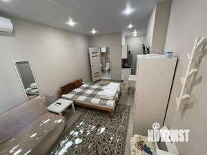 Студия квартира, посуточно, 25м2, 1/5 этаж
