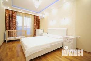 1-к квартира, посуточно, 90м2, 1/1 этаж