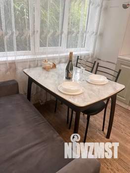 1-к квартира, посуточно, 36м2, 2/5 этаж