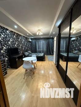 Студия квартира, посуточно, 33м2, 3/3 этаж