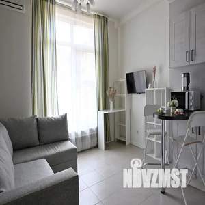 Студия квартира, посуточно, 22м2, 1/5 этаж