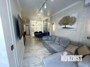 Студия квартира, посуточно, 30м2, 11/19 этаж