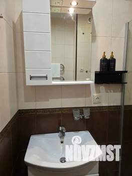 Студия квартира, посуточно, 40м2, 4/4 этаж
