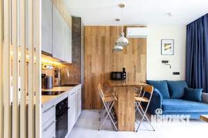 2-к квартира, посуточно, 42м2, 1/1 этаж