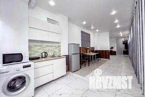 2-к квартира, посуточно, 78м2, 1/5 этаж