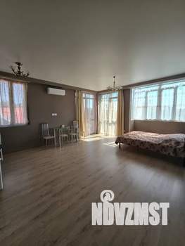 Студия квартира, посуточно, 40м2, 5/8 этаж