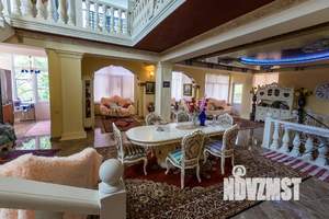 3-к квартира, посуточно, 150м2, 2/5 этаж