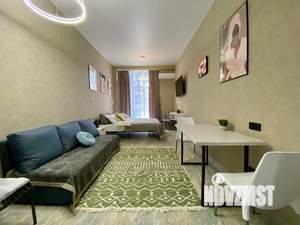 Студия квартира, посуточно, 27м2, 1/20 этаж