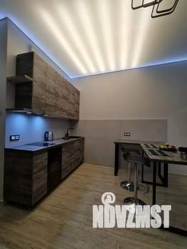 1-к квартира, посуточно, 33м2, 21/21 этаж