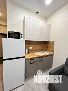 Студия квартира, посуточно, 30м2, 1/13 этаж