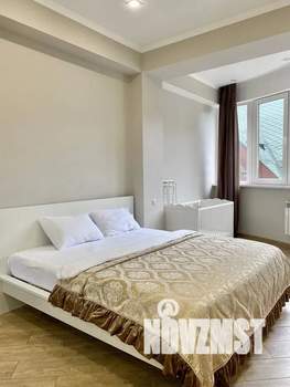 1-к квартира, посуточно, 65м2, 3/6 этаж
