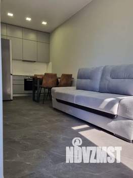 1-к квартира, посуточно, 35м2, 7/10 этаж