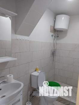 Студия квартира, посуточно, 25м2, 1/3 этаж