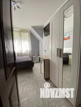 1-к квартира, посуточно, 13м2, 1/1 этаж