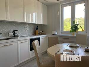 3-к квартира, посуточно, 67м2, 1/1 этаж