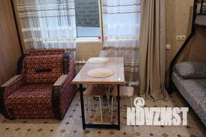 1-к квартира, посуточно, 25м2, 1/2 этаж