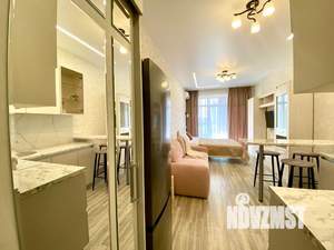 Студия квартира, посуточно, 30м2, 6/20 этаж